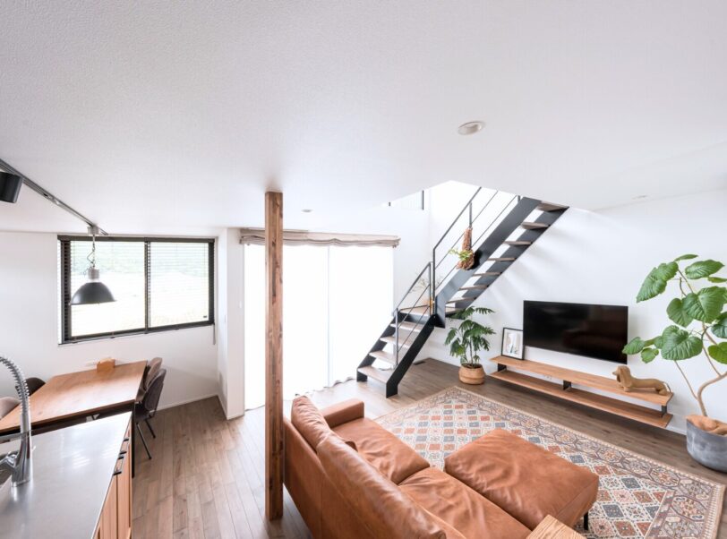 猫4匹と暮らす、中庭を囲む住まい